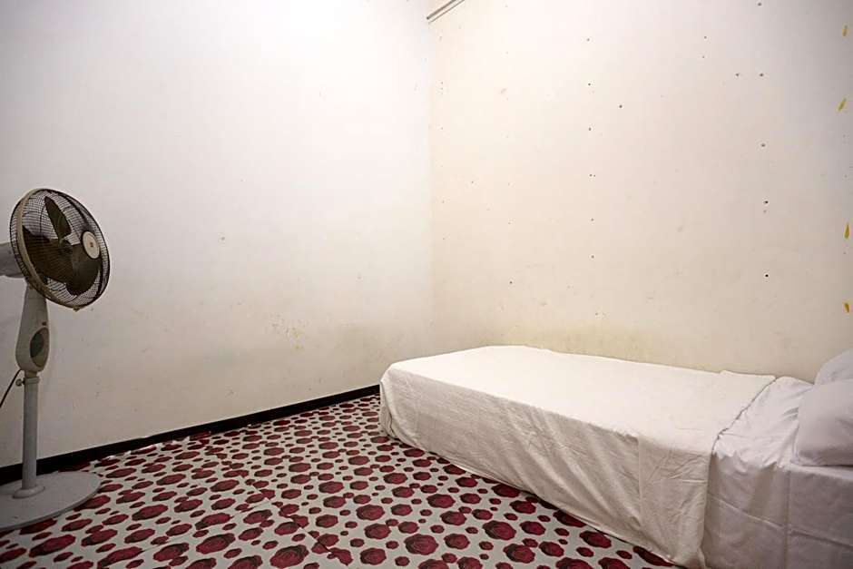 Hotel O Penginapan Mak YesNearTaman Buluh Hang Tuah