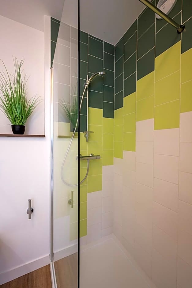 ATHOME RESIDENCE ET SPA