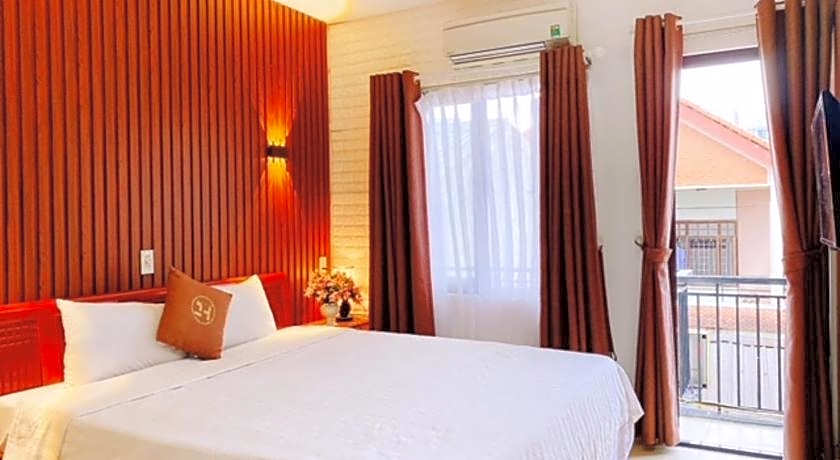 Poetic Hue Hotel & Spa