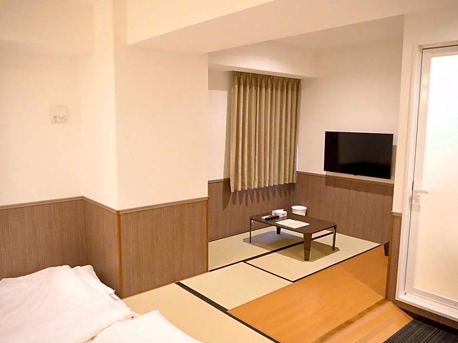 Hotel Excellence Enmachi Ekimae
