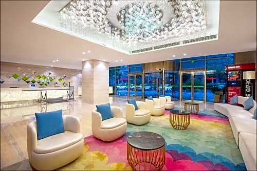 Holiday Inn Zhongshan Downtown, an IHG Hotel