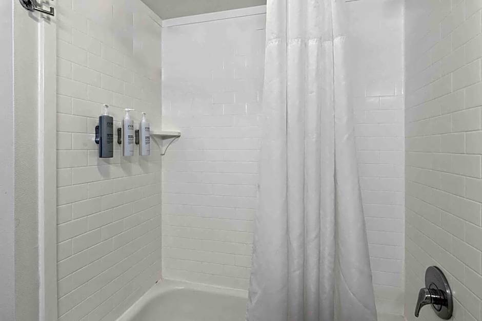 Hampton Inn By Hilton Pennsville