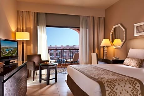 Superior, Queen or Twin Bed, Garden or Pool View