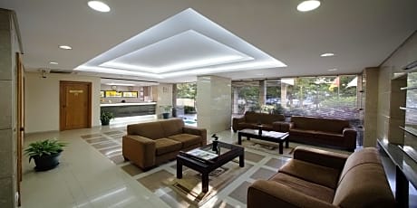 VIP Executive Suites