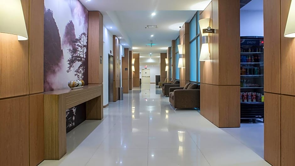 Staybridge Suites Guadalajara Expo By IHG