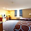 Super 8 by Wyndham Adrian