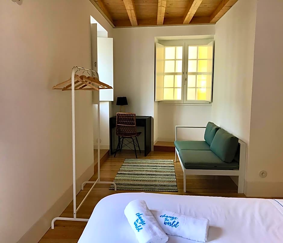 Change The World Hostels - Coimbra - Almedina
