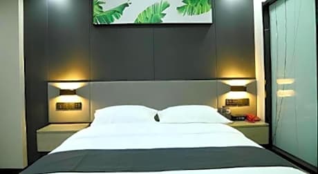 Thank Inn Hotel Guangxi Qinzhou Lingshan Renhe