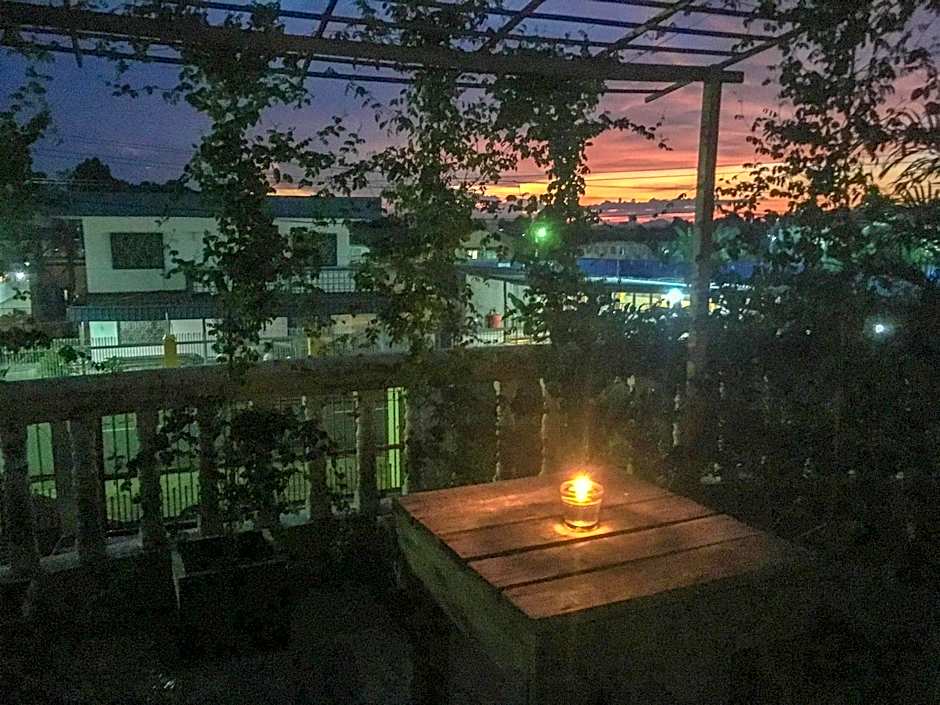 HAKS Boutique B&B with Pool & Farm-to-Table Dining