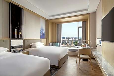 Courtyard Business, Guest room, 2 Double, City view