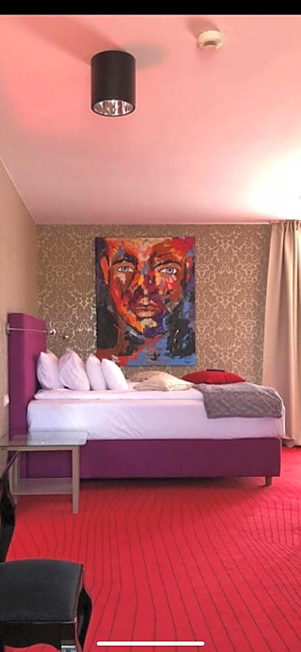 Axel Boutique Jacuzzi & Sauna