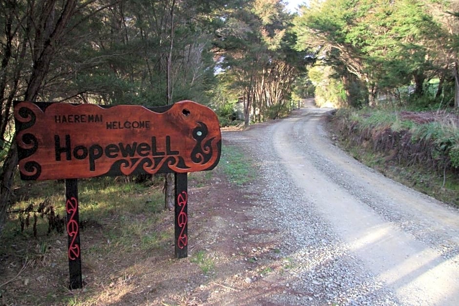 Hopewell Lodge