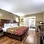 Econo Lodge Inn & Suites
