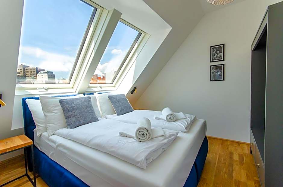 Grand Quarters City Residence