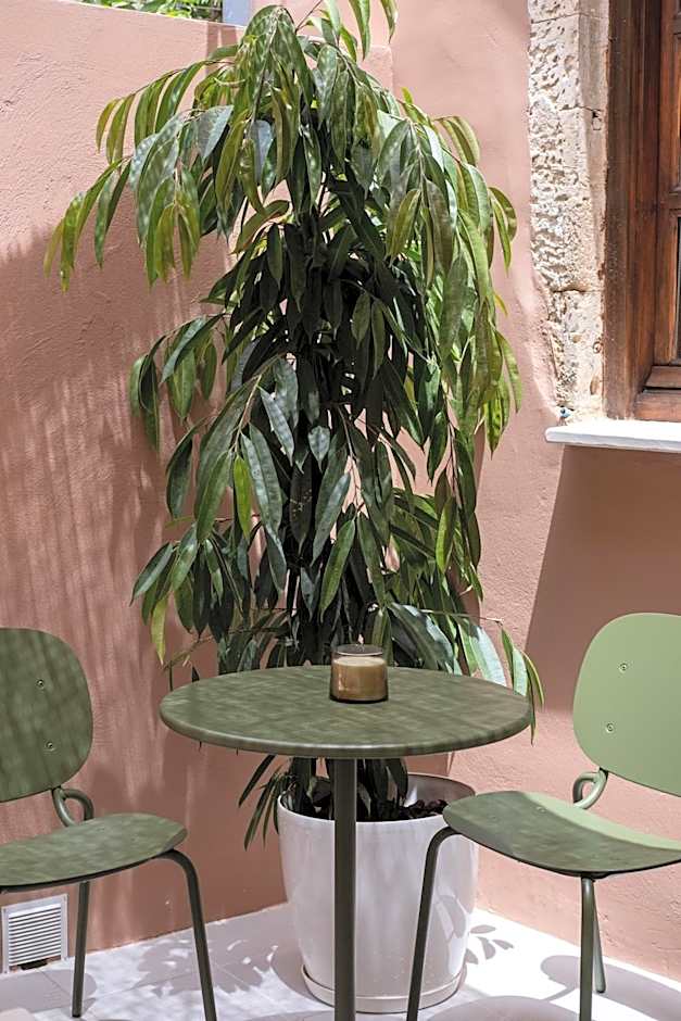 Qualia Slowlife Suites