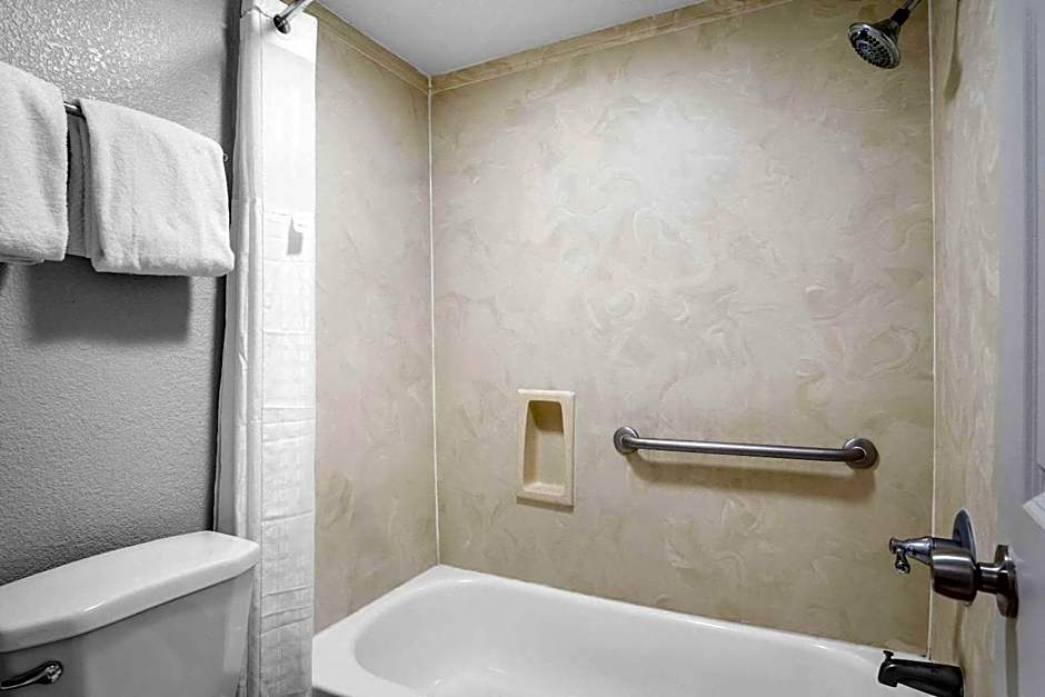 Rodeway Inn