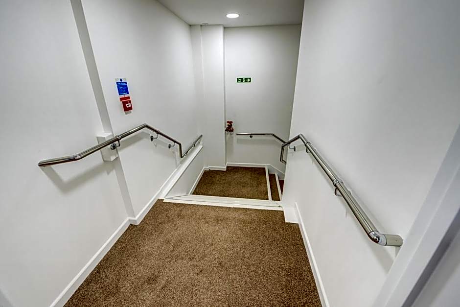 OYO Plymouth Central