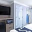La Quinta Inn & Suites by Wyndham Kansas City Lenexa