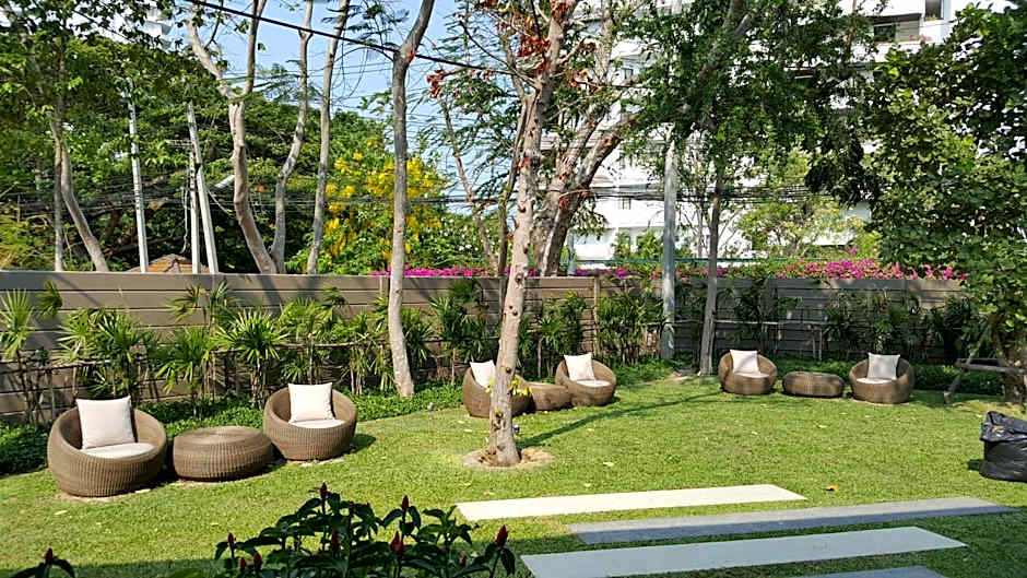 The Relaxing Room Pool Access at Rain Resort Condominium Cha Am- Hua Hin