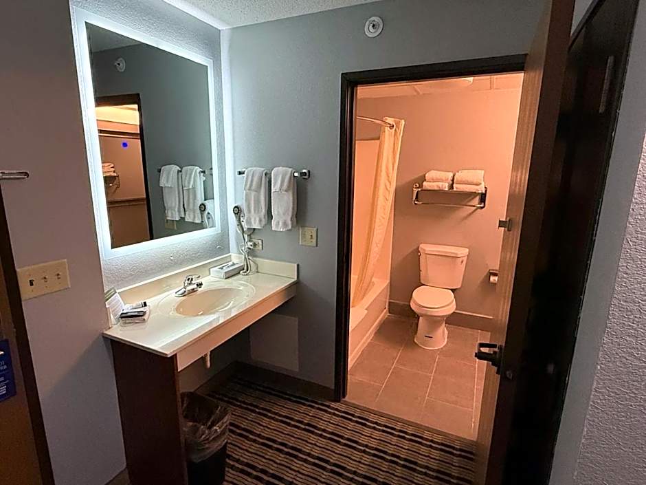 AmericInn by Wyndham Appleton North/Little Chute