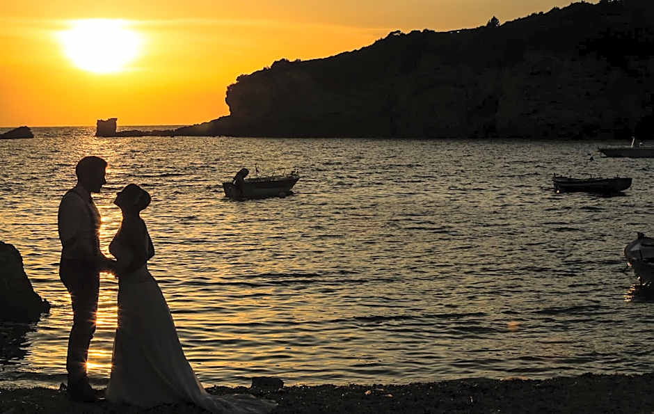 Garbis Villas & Apartments