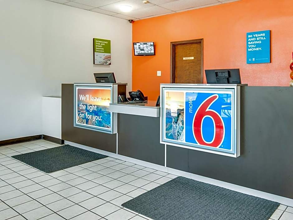 Motel 6-Longview, TX - North