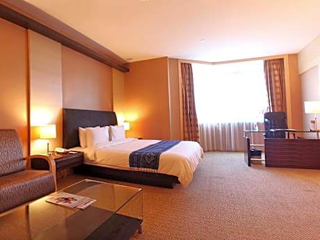 Executive King Room