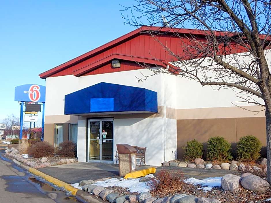 Motel 6-La Crosse, WI
