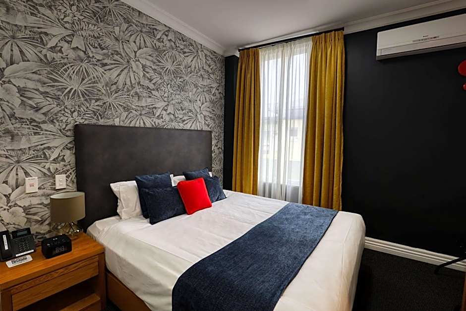 Ramada by Wyndham Hamilton City Center