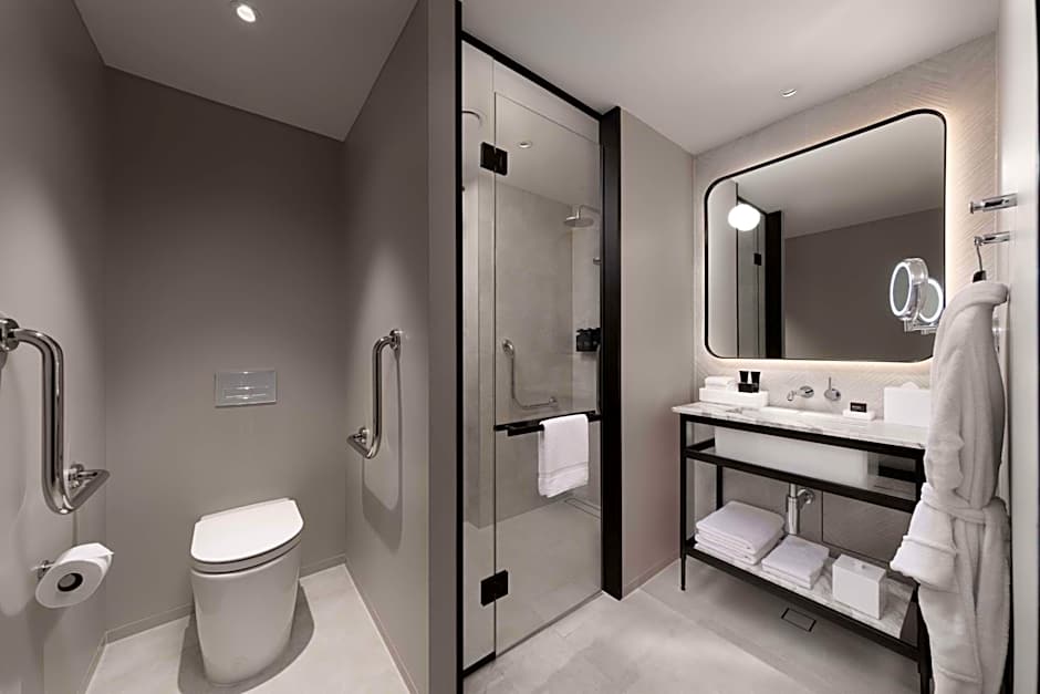 Hilton Melbourne Little Queen Street