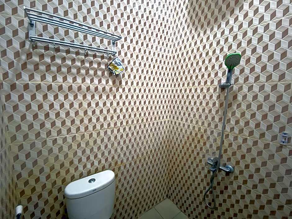 Griya RW Family Guest House Redpartner