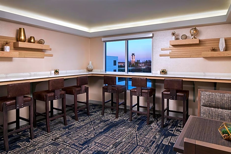 Sheraton Richmond Airport Hotel