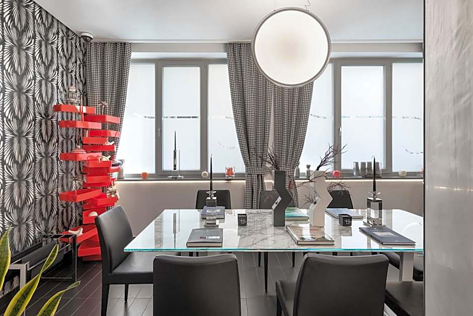 LHP Napoli Palace & SPA