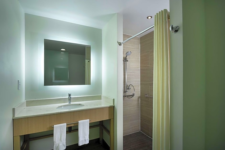 Hampton Inn By Hilton Silao Aeropuerto