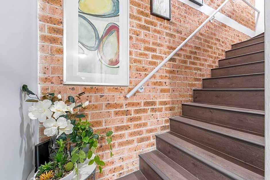 Cozy Double Room - Central Spot - Shared Bathroom