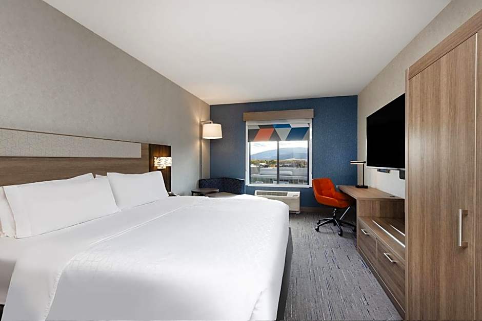 Holiday Inn Express and Suites Missoula By IHG
