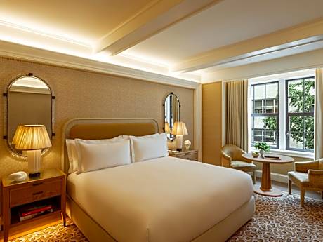 Grand Deluxe King Room