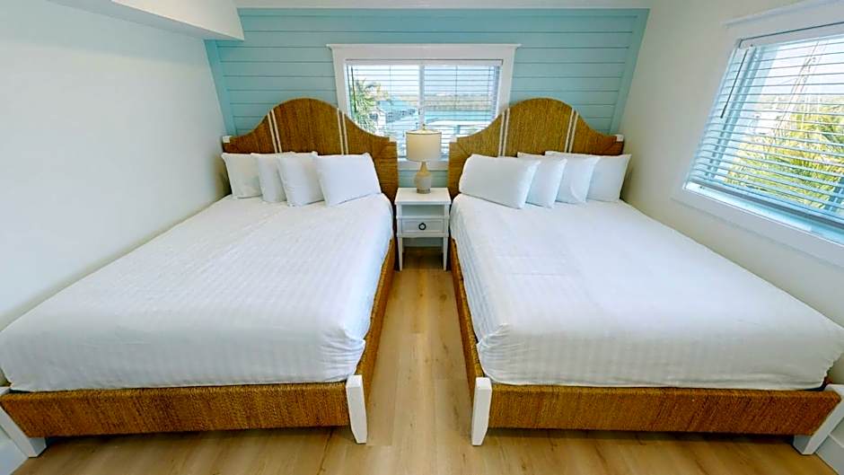 Photo 1 of 8 of 1 Queen Bed Suite