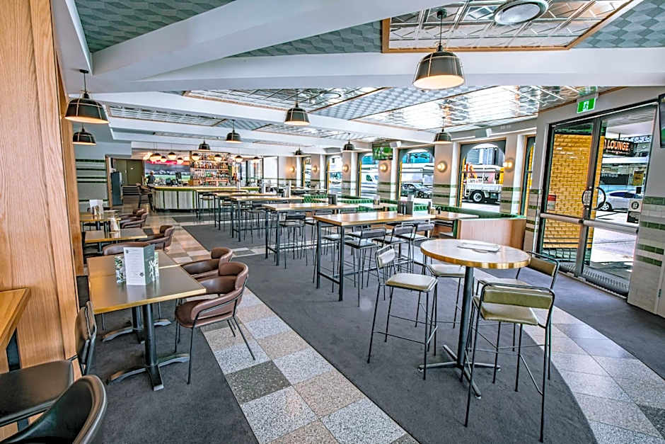 Southern Cross Hotel