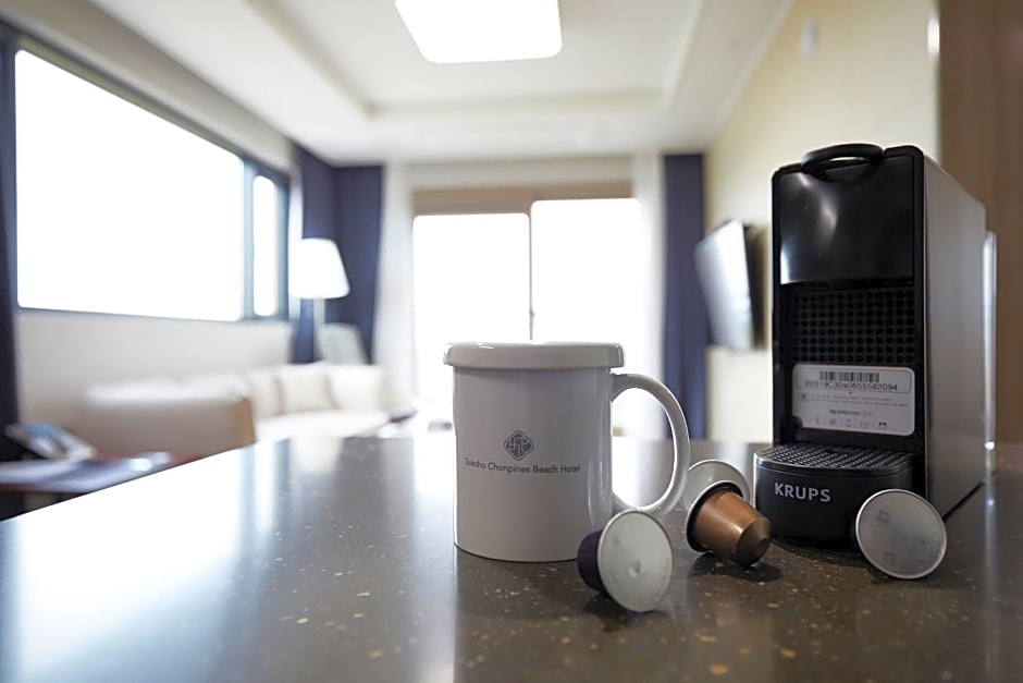 Sokcho Chonpines Beach Hotel