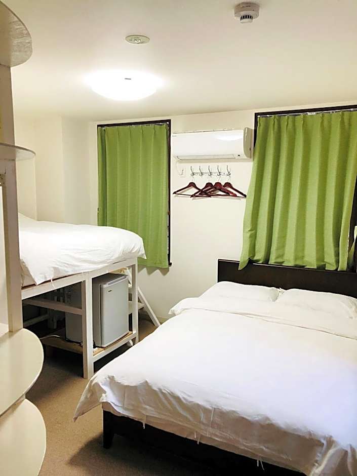 Green Hotel – Tokyo, NY