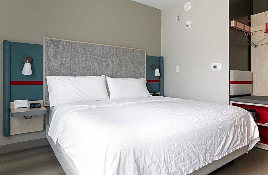 avid hotel Summerville By IHG