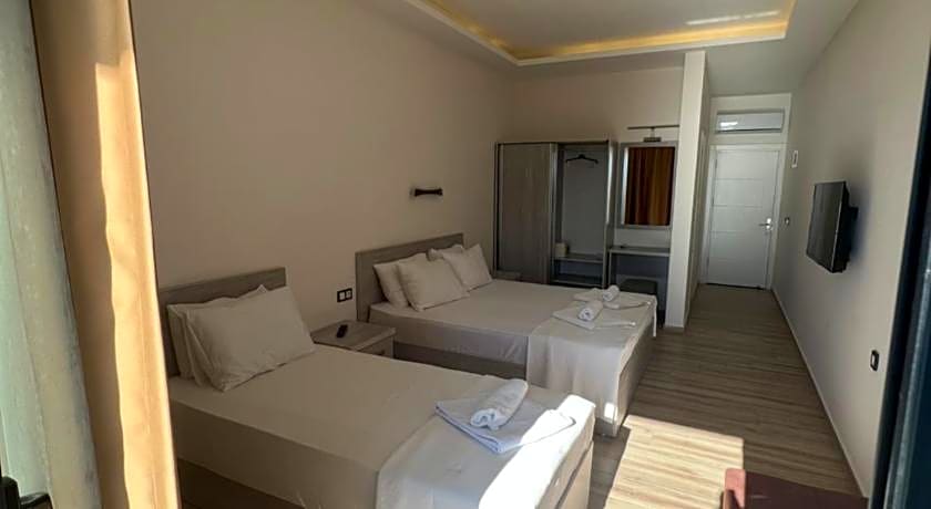 Life Point Hotel