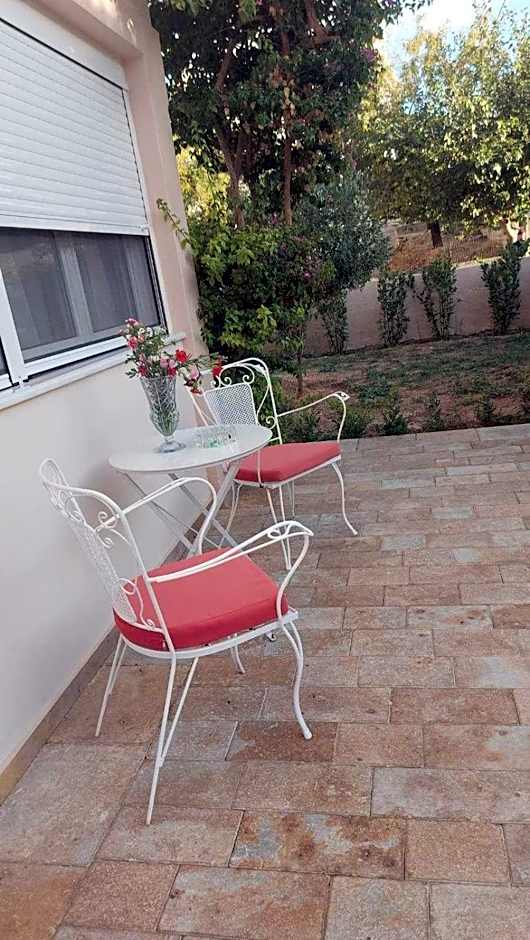 NN Rooms and Suites near Athens Airport