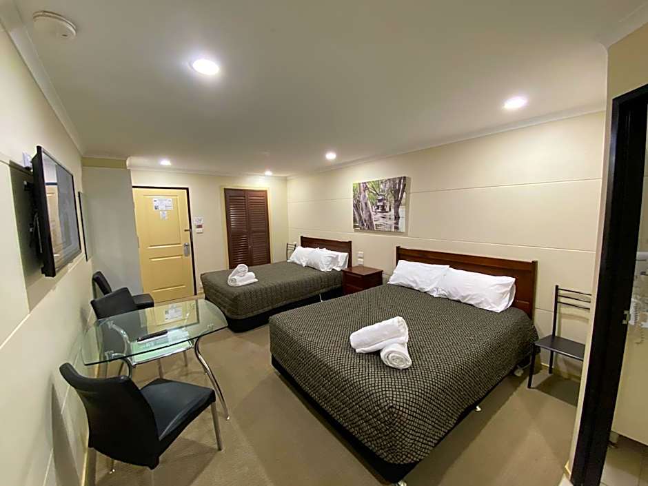 Balranald Club Motel