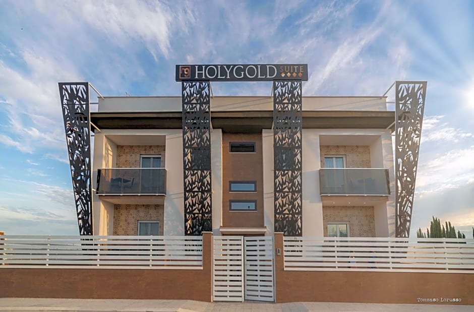 HOLYGOLD Suite ****