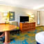 La Quinta Inn & Suites by Wyndham Fort Lauderdale Plantation