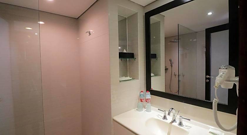 Hotel Santika Cirebon