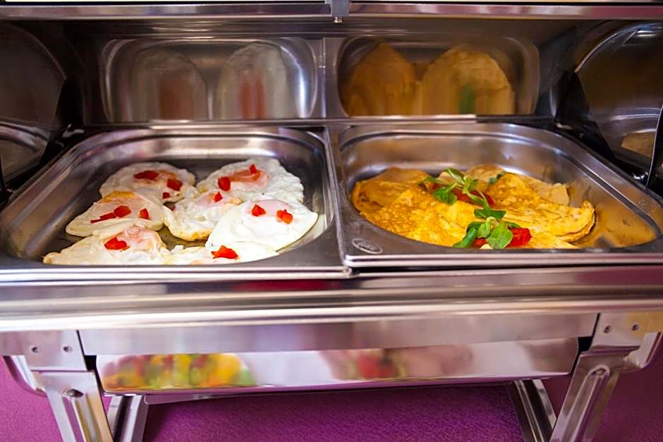 Royal Boutique Mangalia Breeze