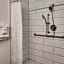Country Inn & Suites by Radisson, Grand Rapids Airport, MI